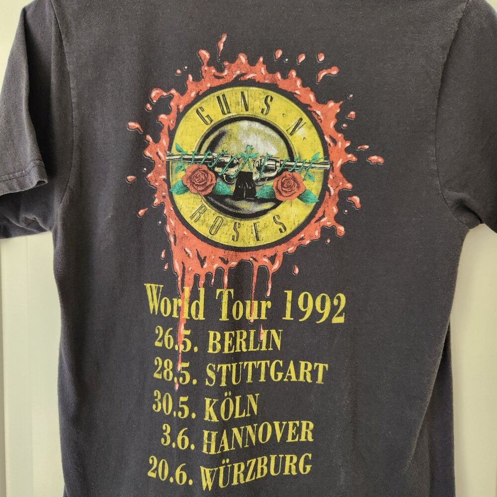 Guns N Roses Use Your Illusion Tour 1992 T-Shirt Gray Band Tee Cozy Soft 90's - Picture 4 of 6
